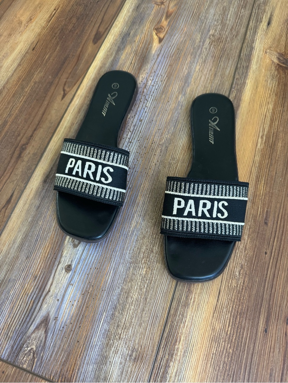 Paris flats sandals